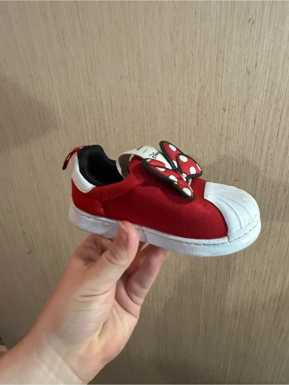 Infant adidas Superstar Red and White Minnie Mouse Bow Sneakers Size 6C